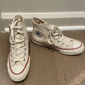 Converse All Star Chuck Taylor 70 sneakers. Men’s size 3, women’s size 5